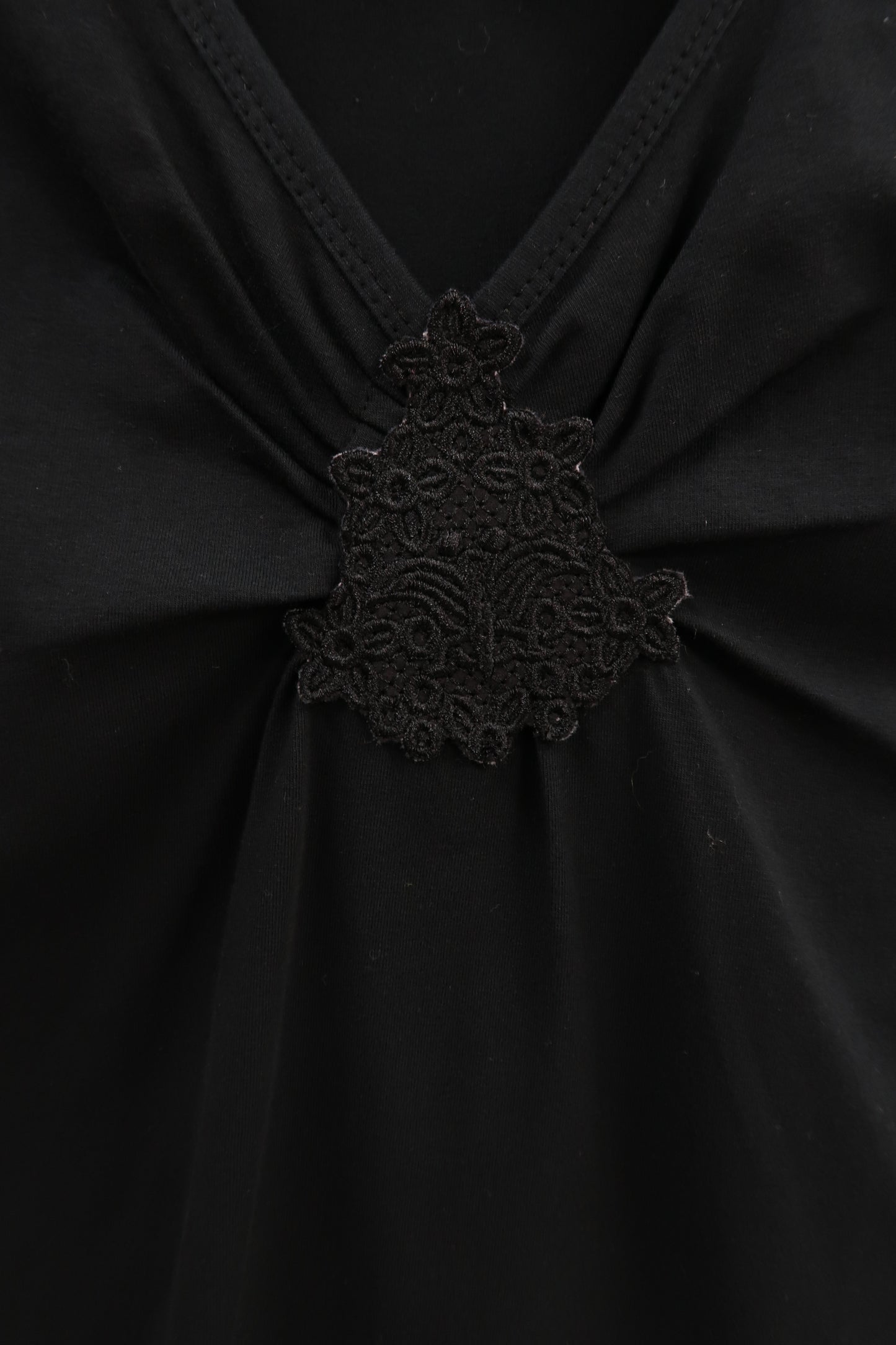 Haut sans manches noir à broderie - M