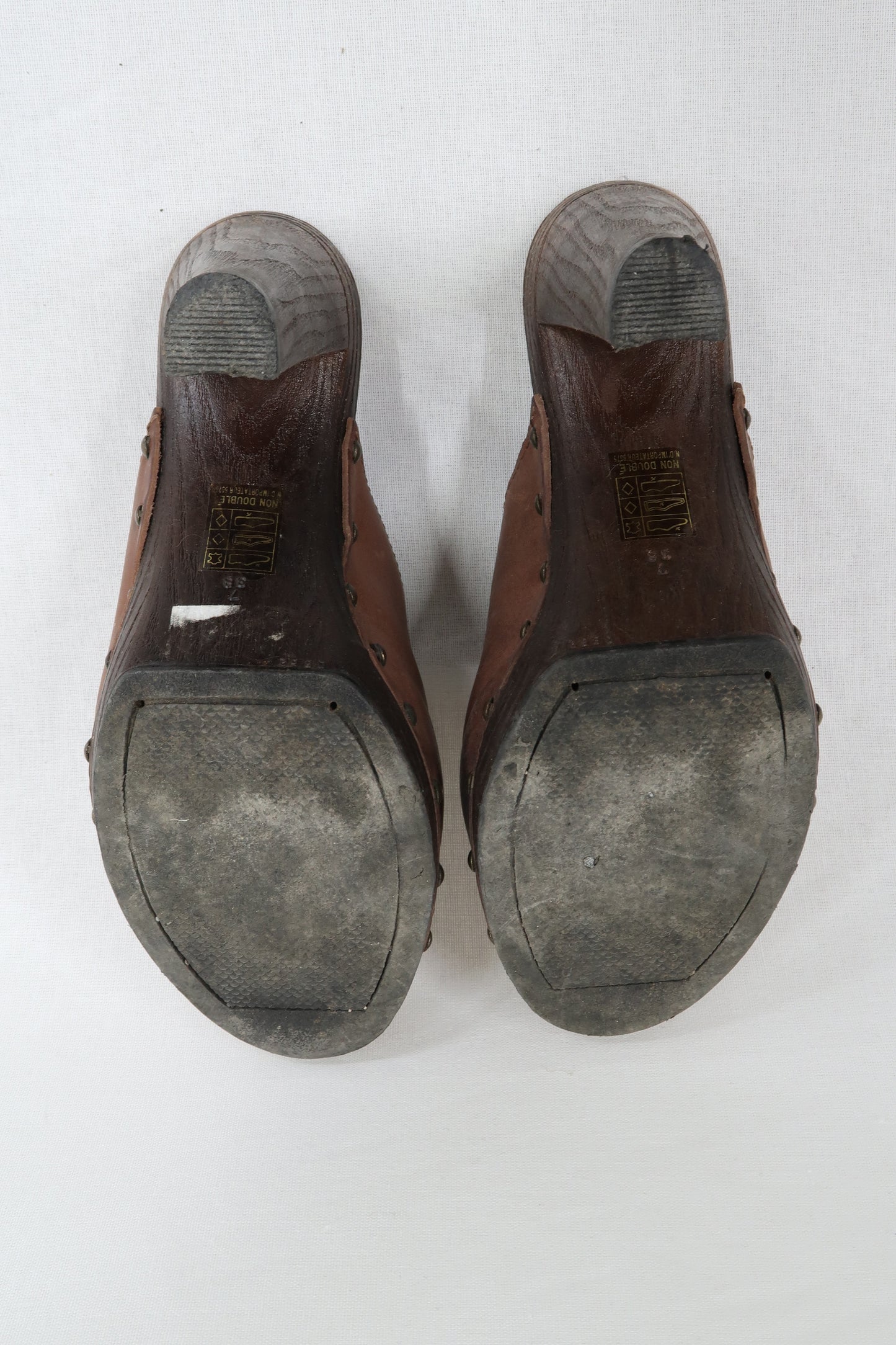 Sabots cuir vintage avec clous bronze - Minelli - 38