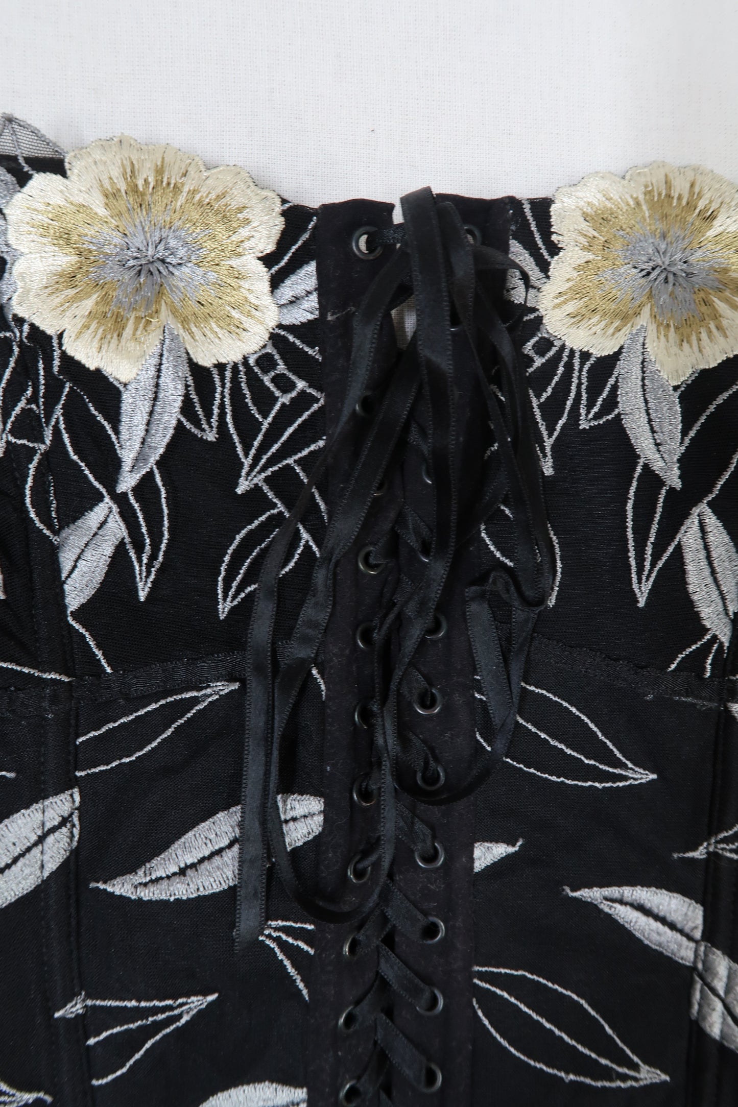 Corset noir à fleurs - M