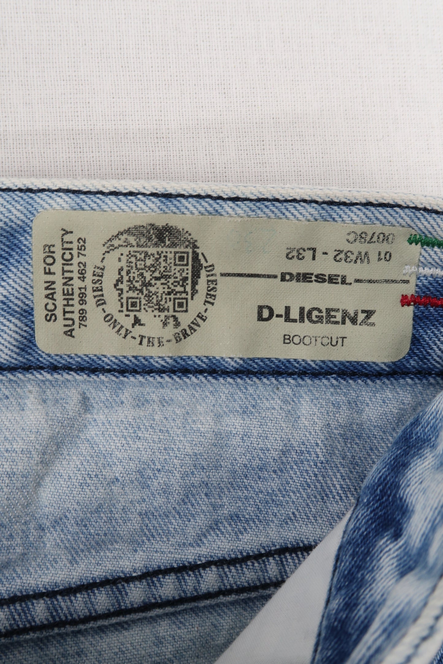 Jean bleu clair délavé - Diesel - W32 L32