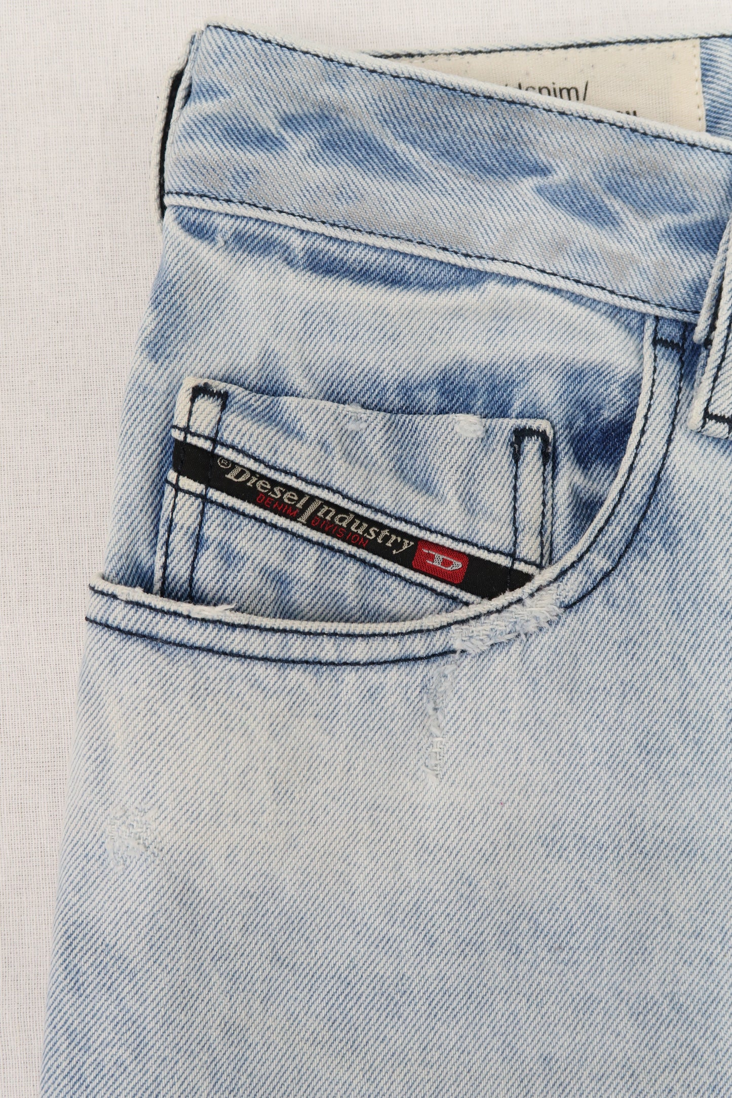 Jean bleu clair délavé - Diesel - W32 L32