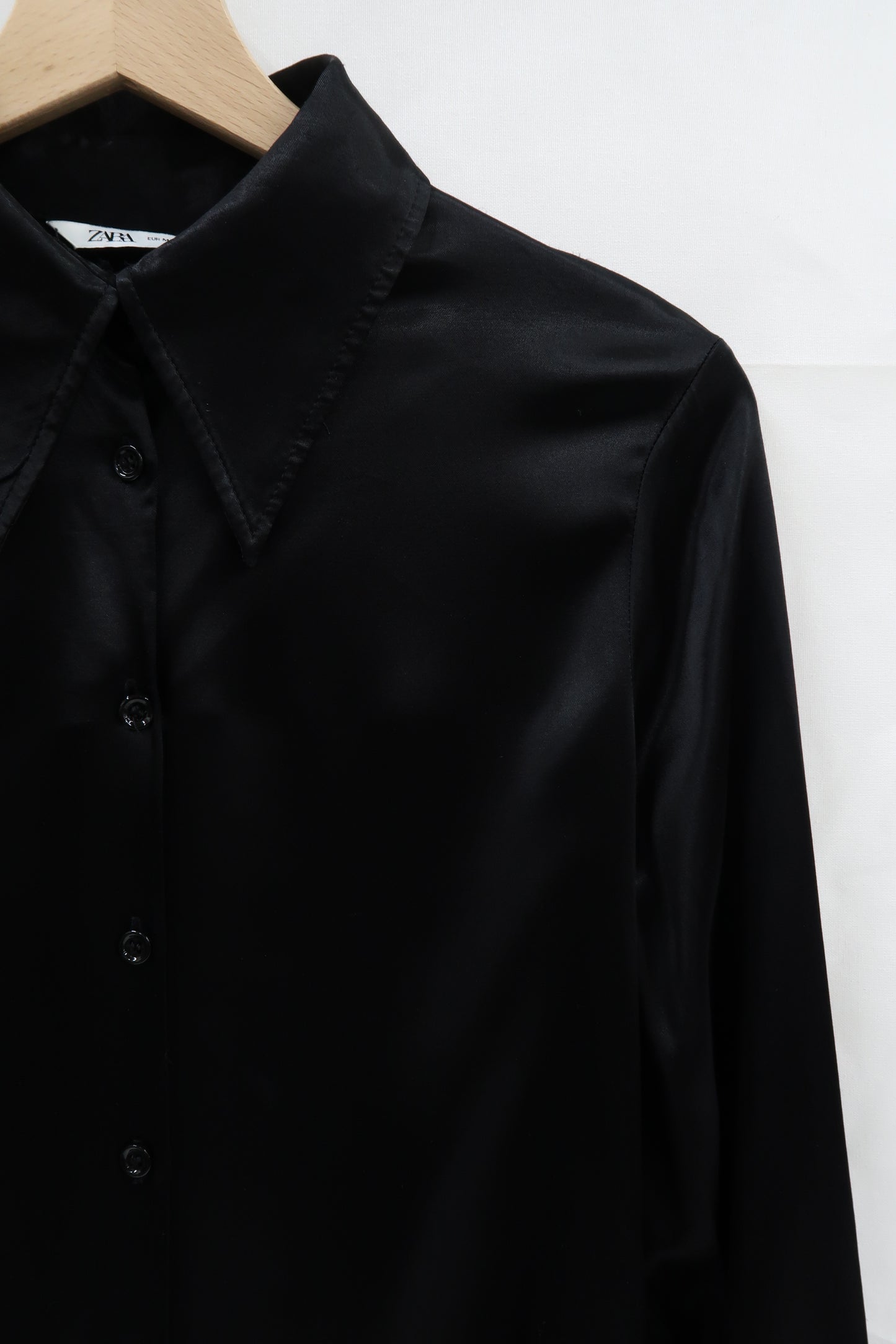 Chemise noire glossy - Zara - M