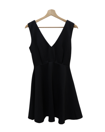 Robe noire avec un noeud au dos - XS