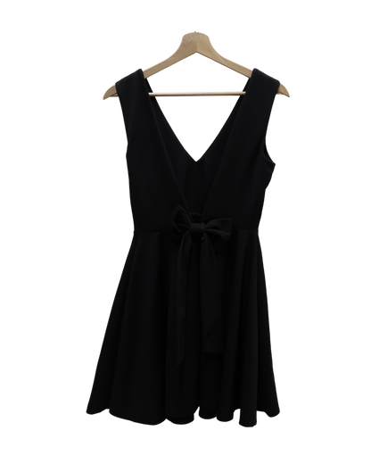 Robe noire avec un noeud au dos - XS