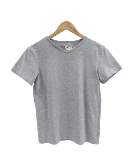 T-shirt gris à col V - M