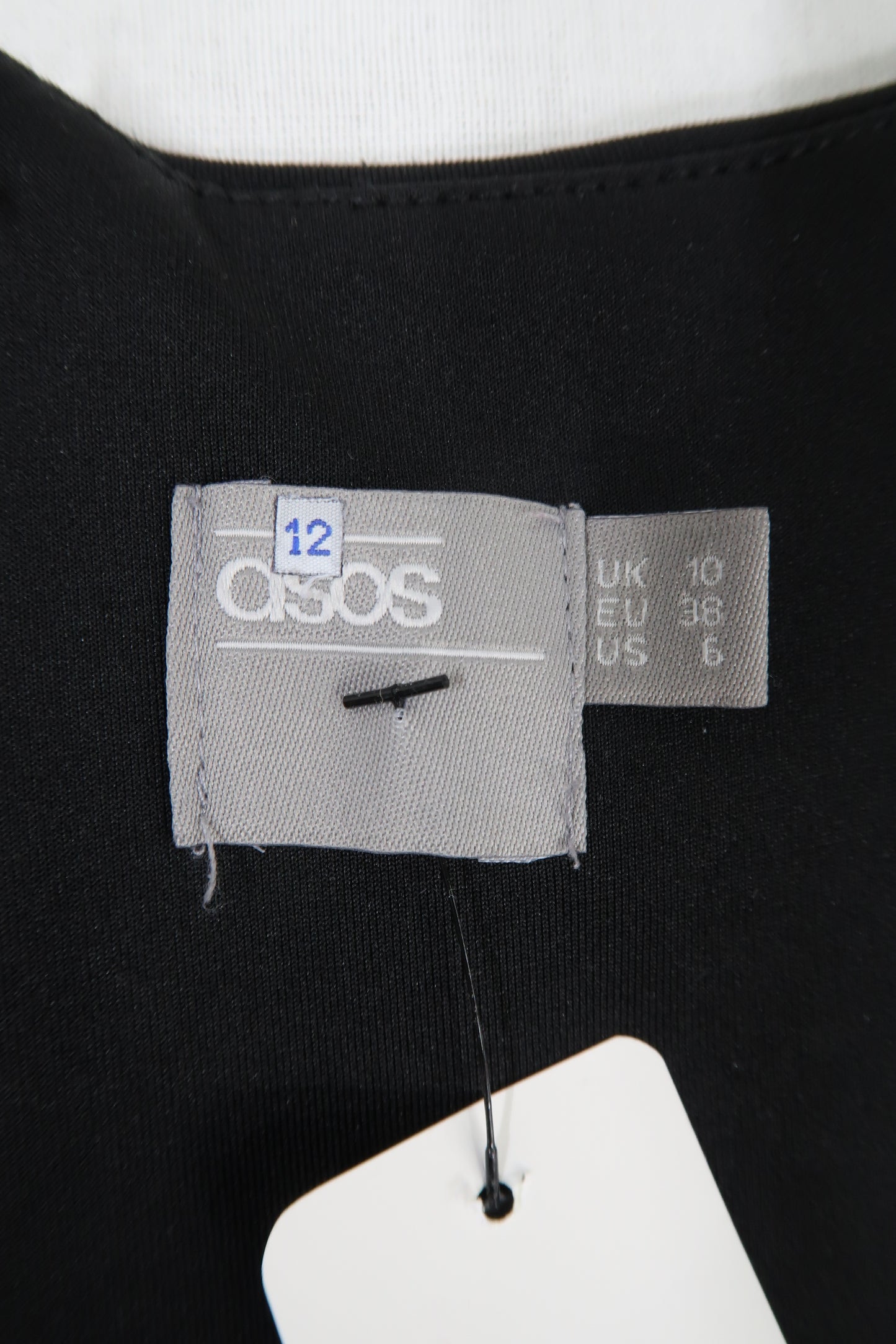 Robe noire - ASOS - S
