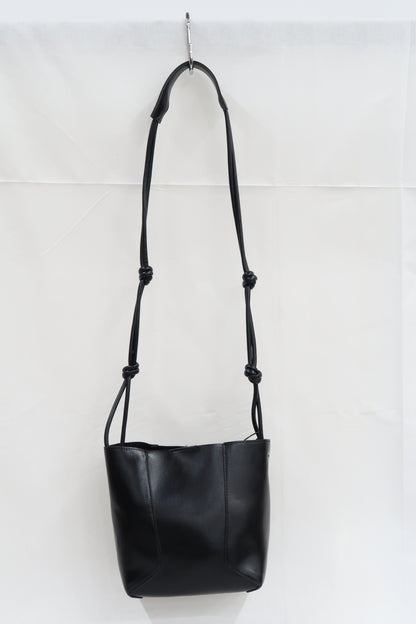 Sac à bandoulière noir vintage en vinyle