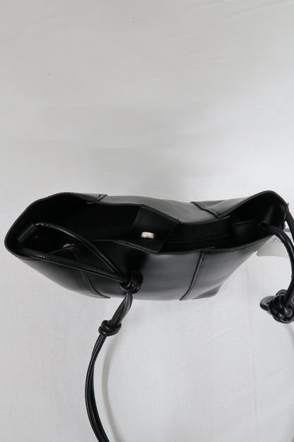 Sac à bandoulière noir vintage en vinyle