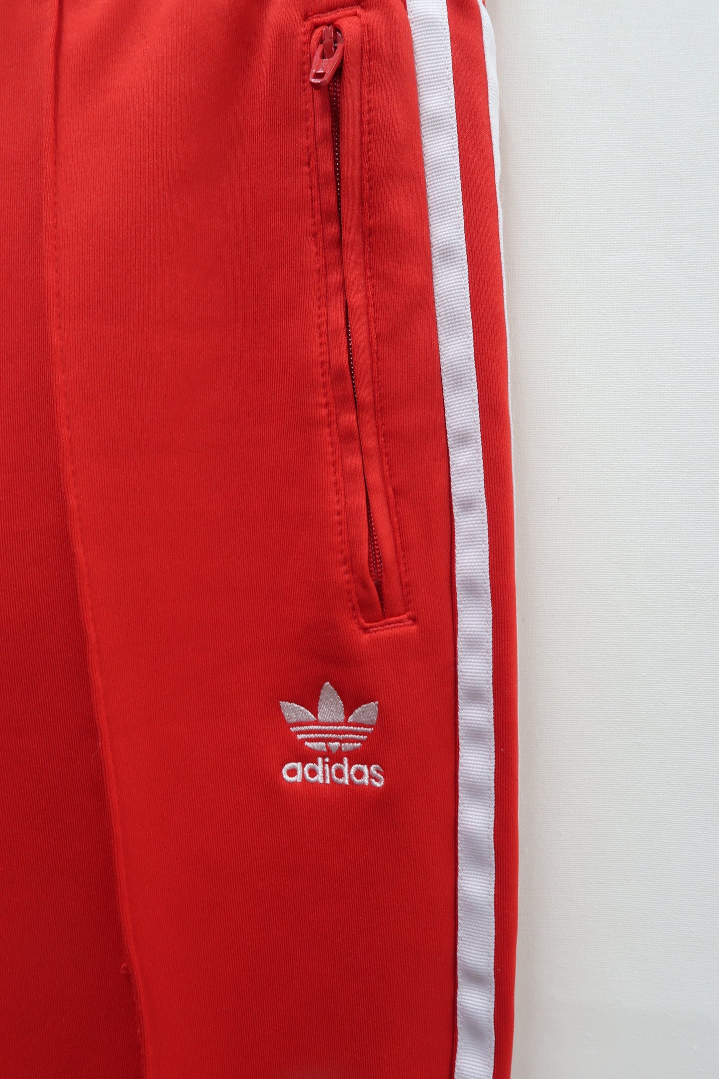Jogging rouge & blanc - Adidas - M