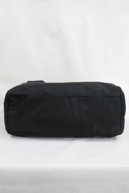 Sac à main noir en tissu impérméble