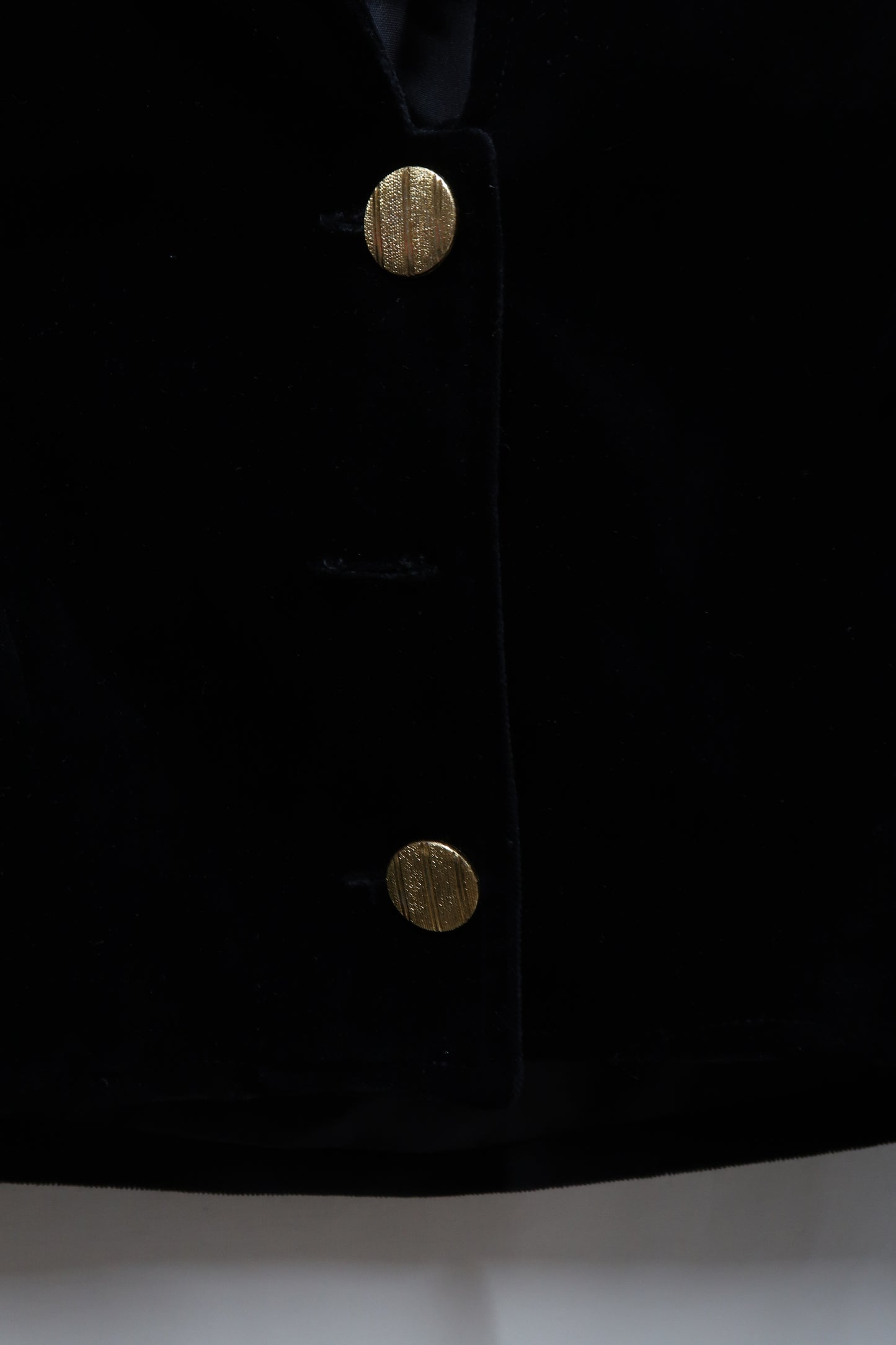 Veste noire en velour à épaulettes - M/L