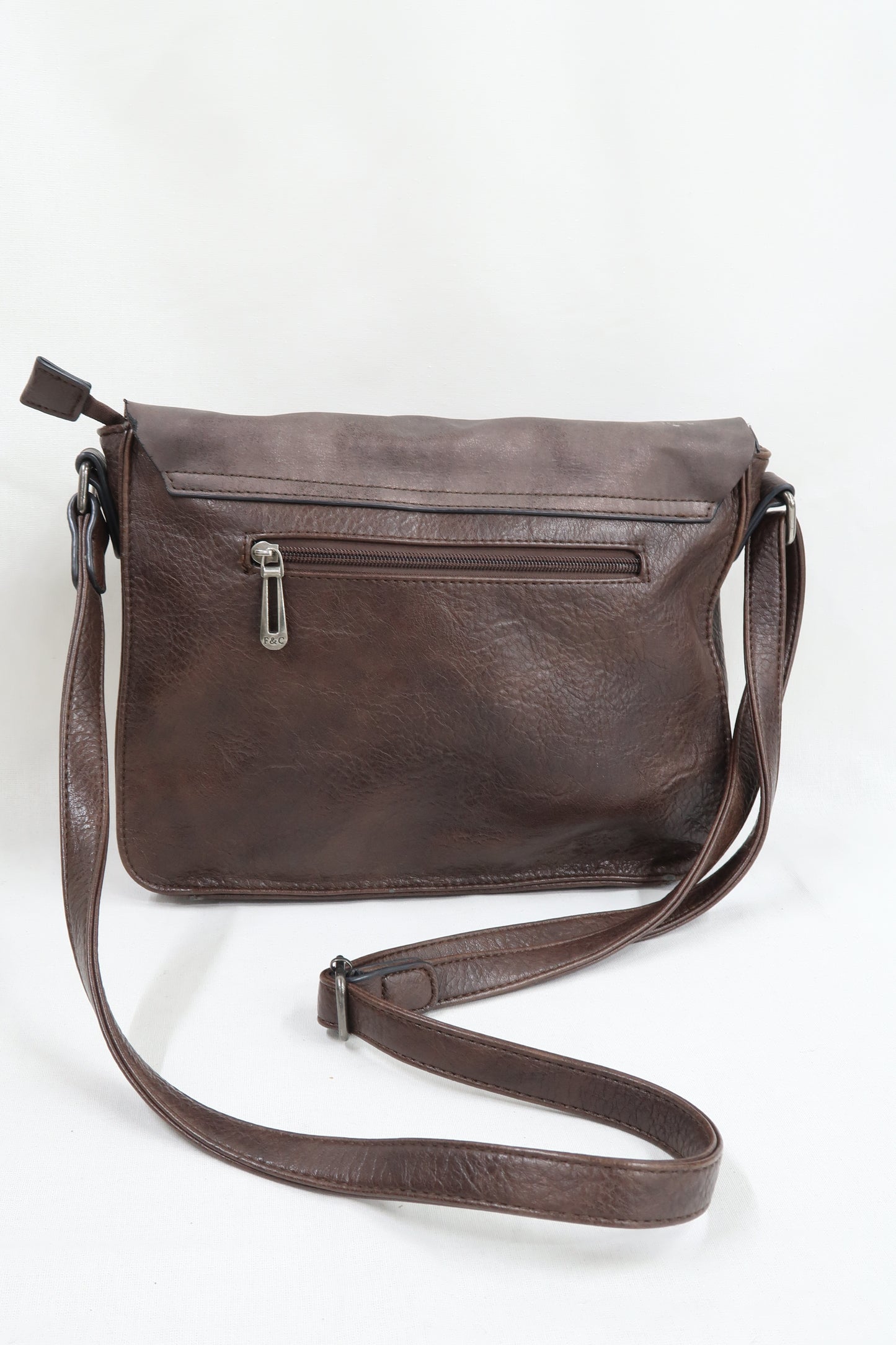 Sac à bandoulière effet cartable en cuir - Flora & Co